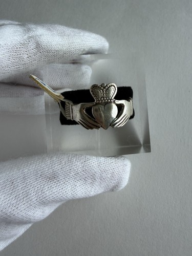 Irish sterling silver claddagh - silver,