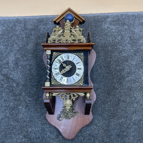 Zaanse dutch wall - zaanse, clock