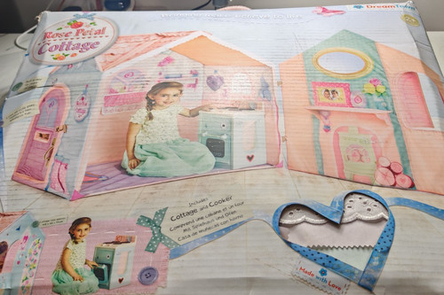 Vintage rose petal cottage - rose,