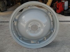 For Ford/Massey Ferguson/David Brown Rear Wheel Rim 9x28 Fits 11.2/12.4x28 Tyres