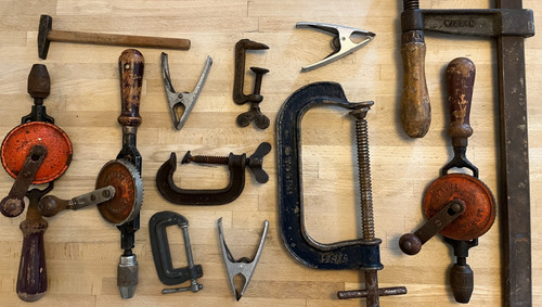 Vintage carpenters clamps - g,