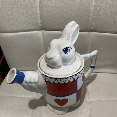 Alice wonderland white - wonderland,