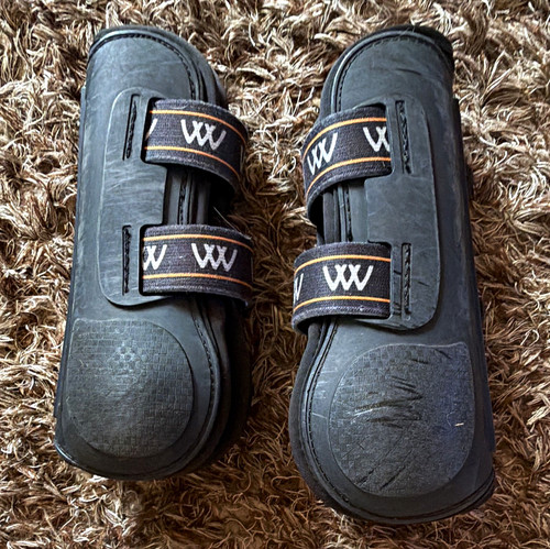 Woof wear small pony - wear,