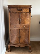 Paragon Cabinet Gramophone, In