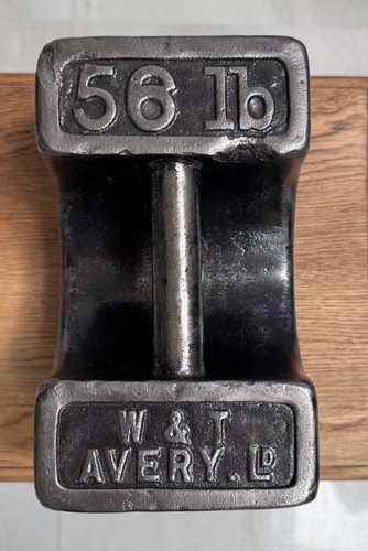 Vintage t avery cast iron - t,
