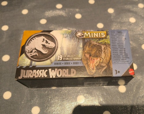 Jurassic world minis - world,