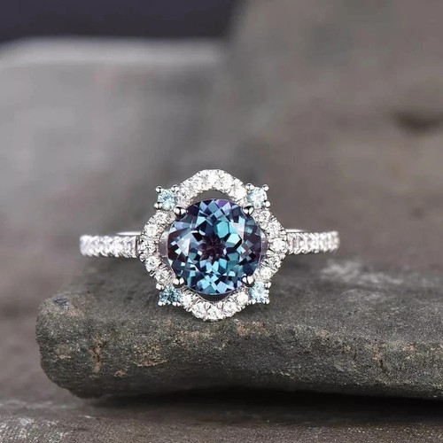 Round cut alexandrite - ct,