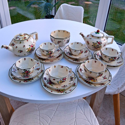 Royal doulton old leeds - royal, sprays