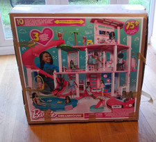 Barbie dream house HMX10