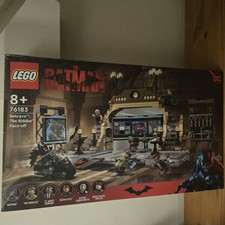 LEGO 76183 The Batman Bat Cave the Riddler Face-Off All Pieces And Instructions
