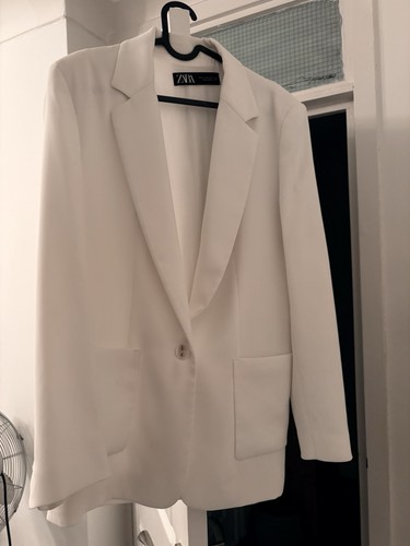 Zara single breasted white - zara,
