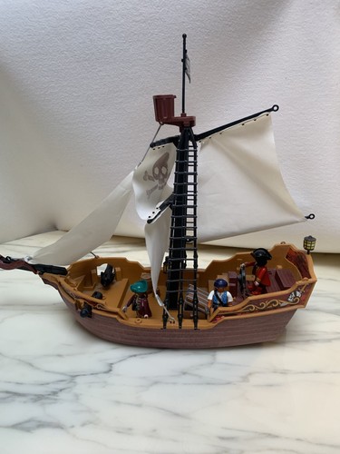 Playmobil pirate ship - pirate,