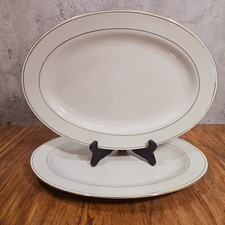 x2 Royal Norfolk Oval Serving