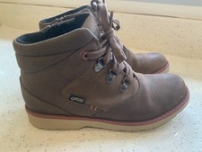 Clarks Gore-Tex brown Ladies