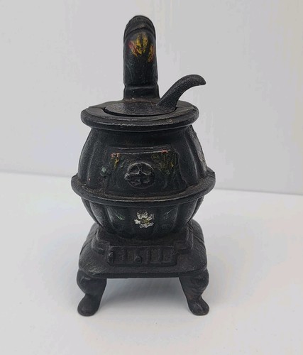 Vintage small pot belly - pot, stove