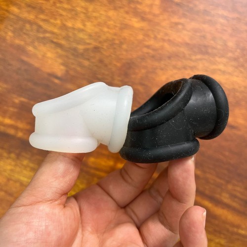Soft silicone black - soft, black/white