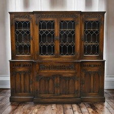 Old Charm Display Cabinet