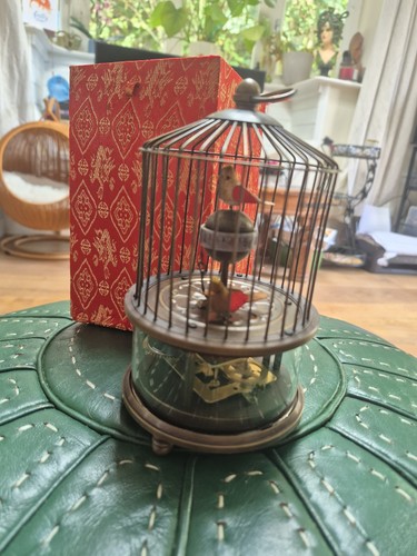 Charming bird cage clock - charming,