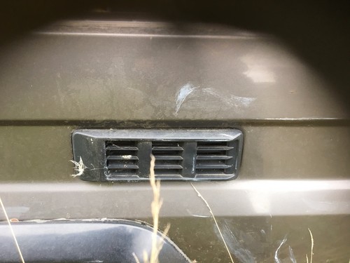 Rear body vent - n/s/r,