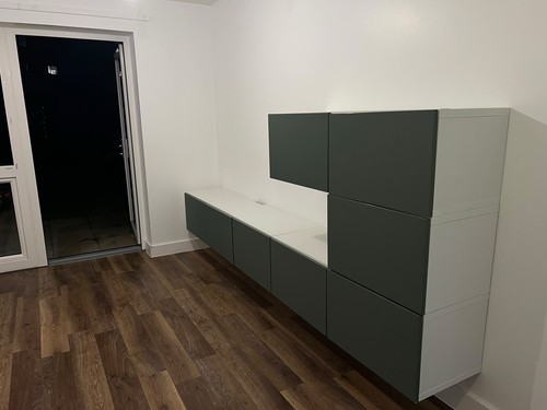 Floating wall unit - with, wavey