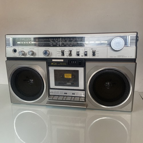 1985 ghetto blaster toshiba - 1985,