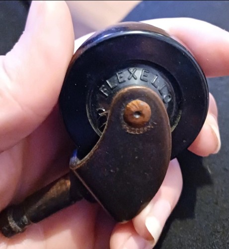 Vintage flexello casters - 12,