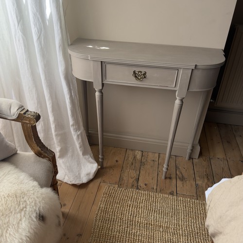 Pretty vintage painted - pretty,