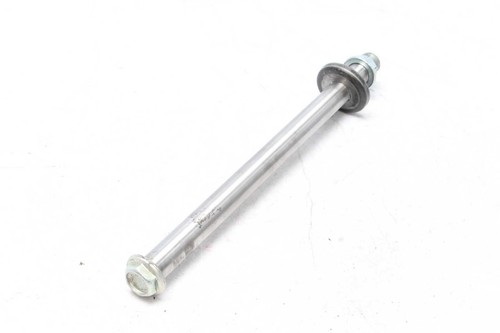 Swingarm axle thru - thru,