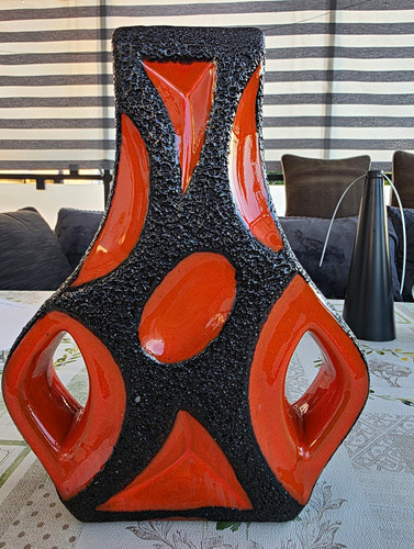 Guitar vase fat lava - guitar,