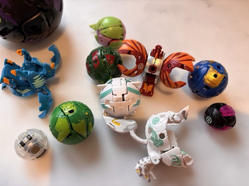 Bakugan bundle including - bakugan, 2
