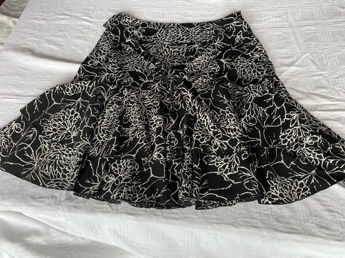 Papaya black white line - black/,