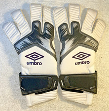 Umbro Goalkeeper Gloves Neo