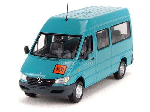 Mercedes sprinter minibus - mercedes,