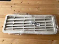 Dometic fridge vent in white