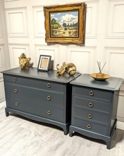 Stag Minstrel - Professionally Sprayed - Chest Of 3 Low Drawers And Bedside 