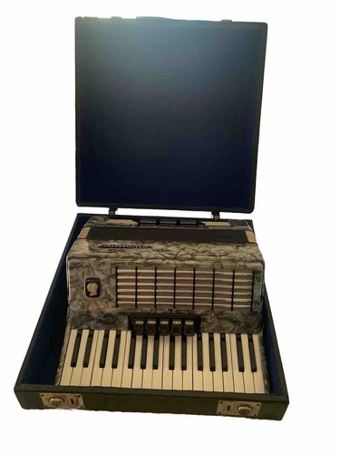 German accordion weltmeister - german,