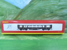 Hornby R4146A Pullman 3rd class Kitchen car No 166 (with lights) - boxed