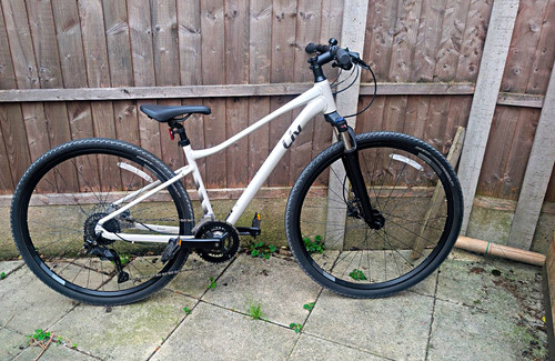 Liv rove hybrid bike 700c - liv,