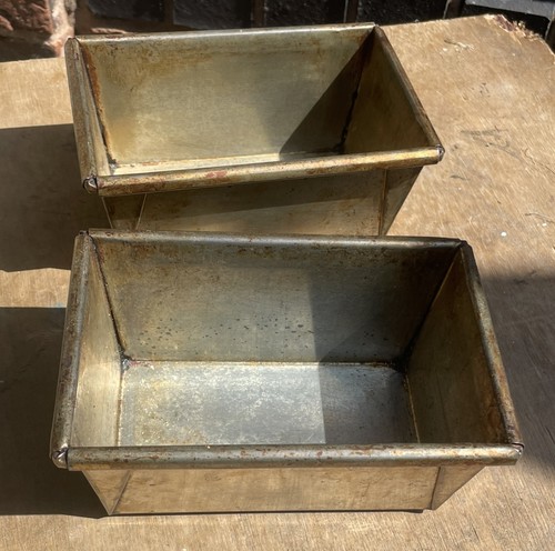 Vintage bread tin - vintage,