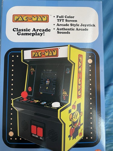 Pac man arcade machine retro - man,