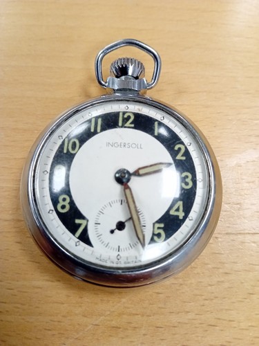 Vintage 1960s pocket watch - vintage,