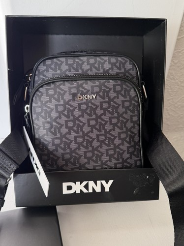 Dkny monogram pattern gigi - pattern,