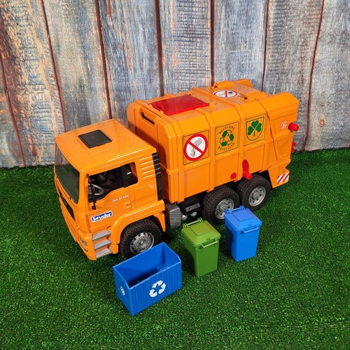 Bruder scale man garbage - scale,