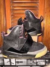 Size 10 - Nike Air Yeezy 1