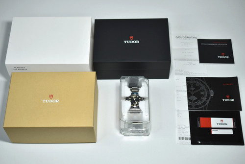 Tudor pelagos lhd watch 42mm - watch,