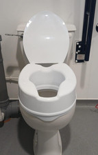 Raised Toilet Seat with Lid