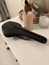 Fizik Antares Versus Evo 00