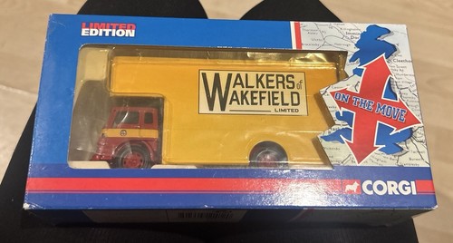 Ltd edn corgi cc11412 - ltd,