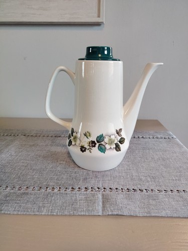 Royal tudor ware barker - royal,