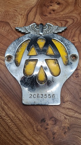 Vintage domed badge 2063556 - vintage,